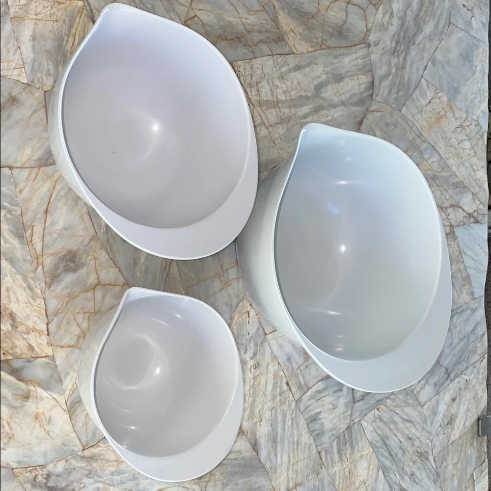 Williams-Sonoma White Mixing Bowls Set of 3